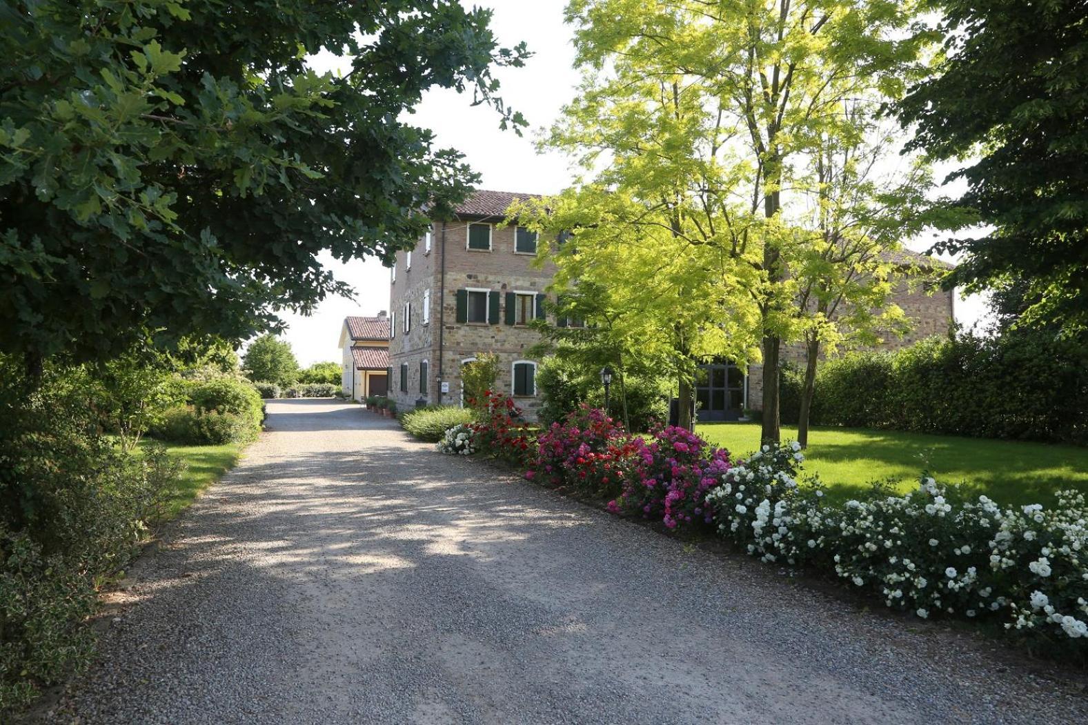 Agriturismo Il Brugnolo Villa Scandiano Exterior foto